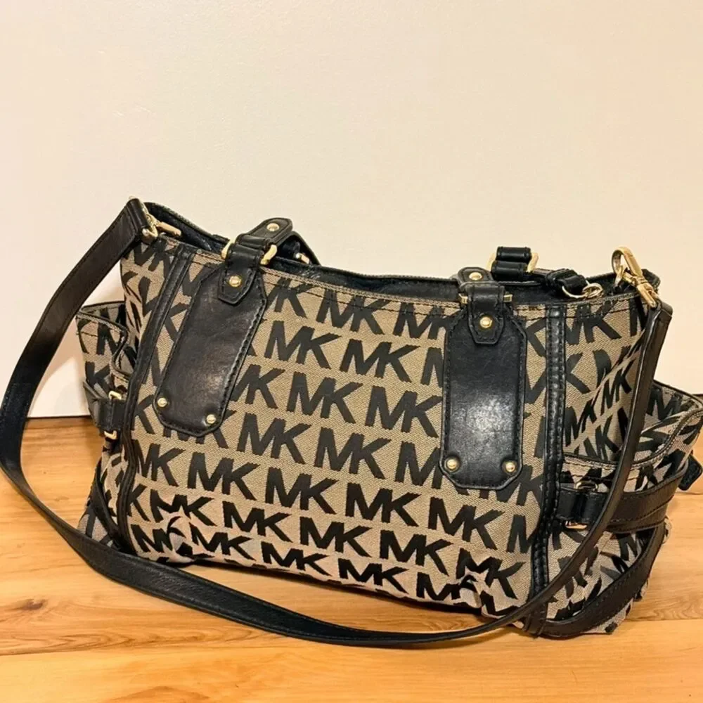 Michael Kors Gansevoort Satchel Bag & Matching Jet Set Wallet Bundle